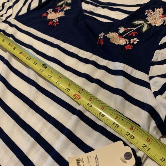 St Johns Bay top. XL. NWT - Picture 9 of 9